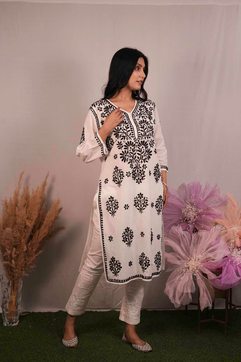 Cotton Chikankari Kurti