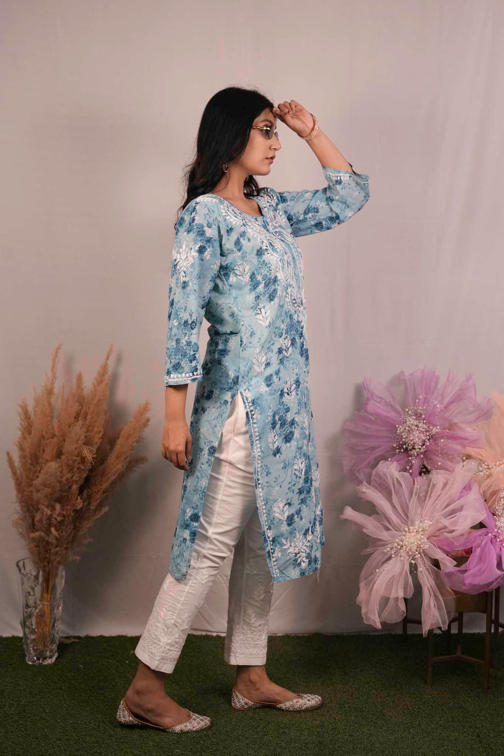 Mul Cotton Chikankari Kurti