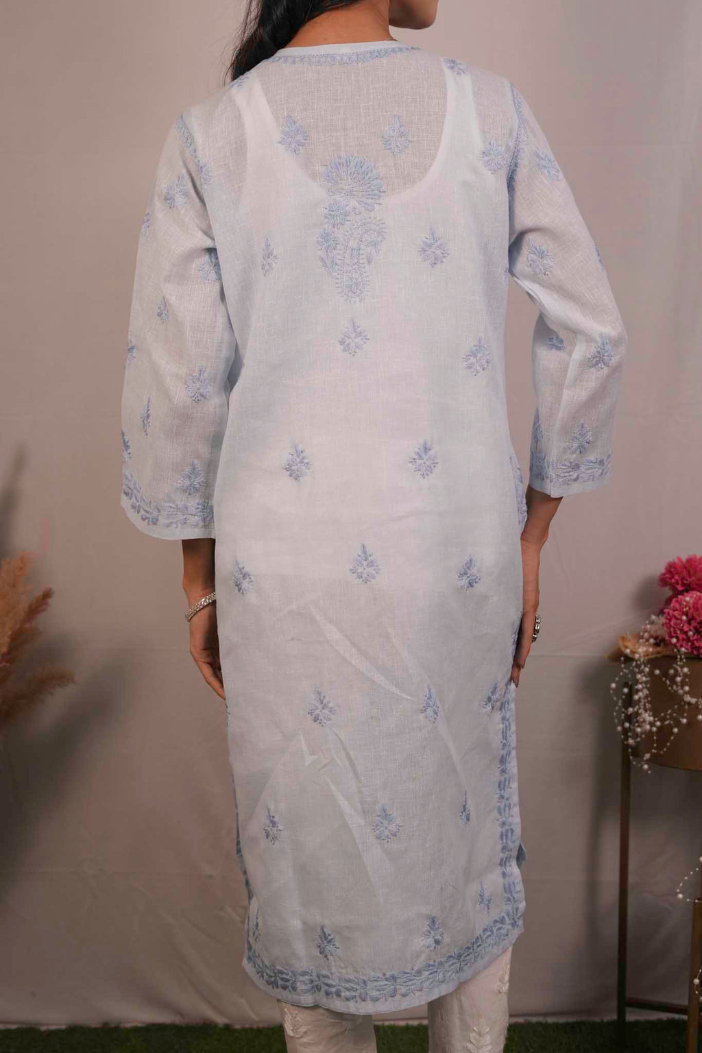 Linen Chikankari Kurti